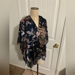 Kimono silk floral dark blue topper